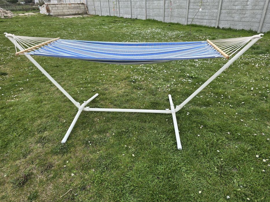 Hamak z podstawą