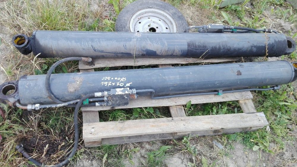 Siłownik hydrauliczne łuparek pompy  rozdzielacze