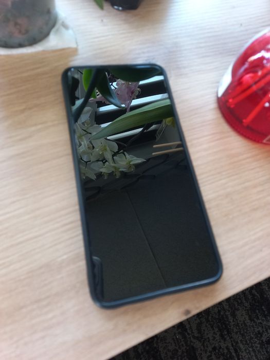 Продам Redmi Note 9 у хорошому стані
 Телефон працює без нарікань, вс