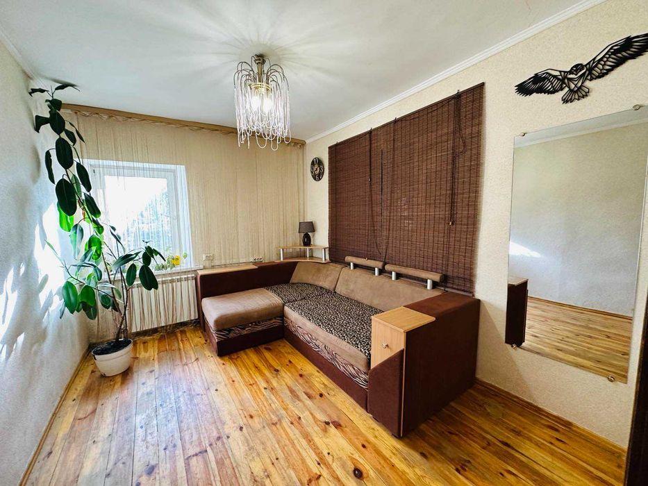 Оренда пів будинку в Тарасівці 100м2 з ремонтом та гаражем