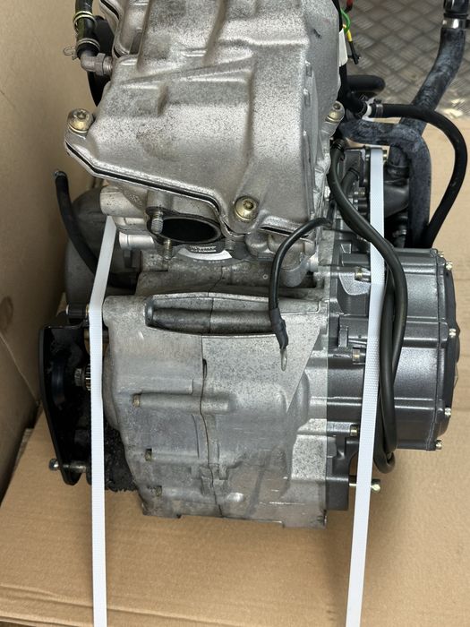 Aprilia TUONO RSV 1000 MILLE 2004 Silnik Motor Kompletny ROTAX V990RP