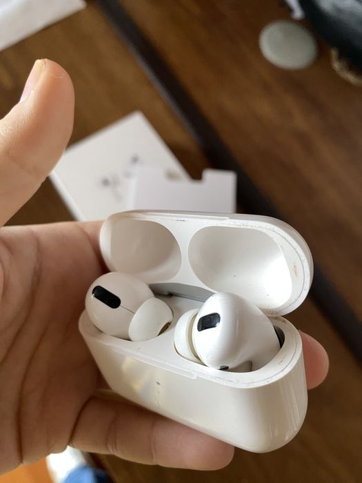 Fones Airpods Pro primeira geração