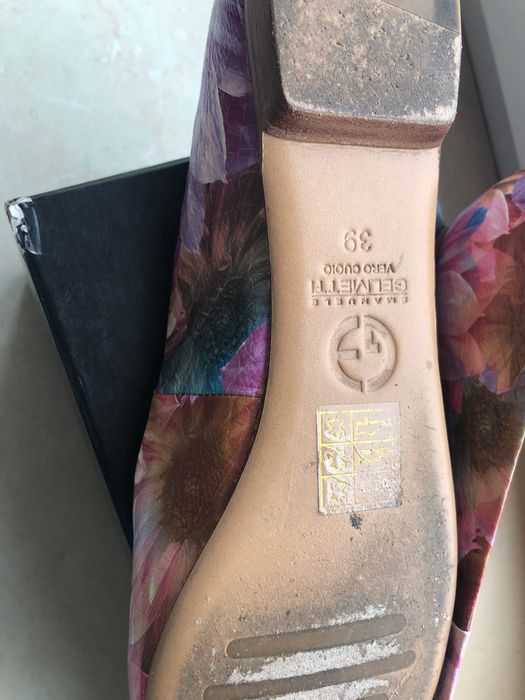 Жіноча  італійська обувь