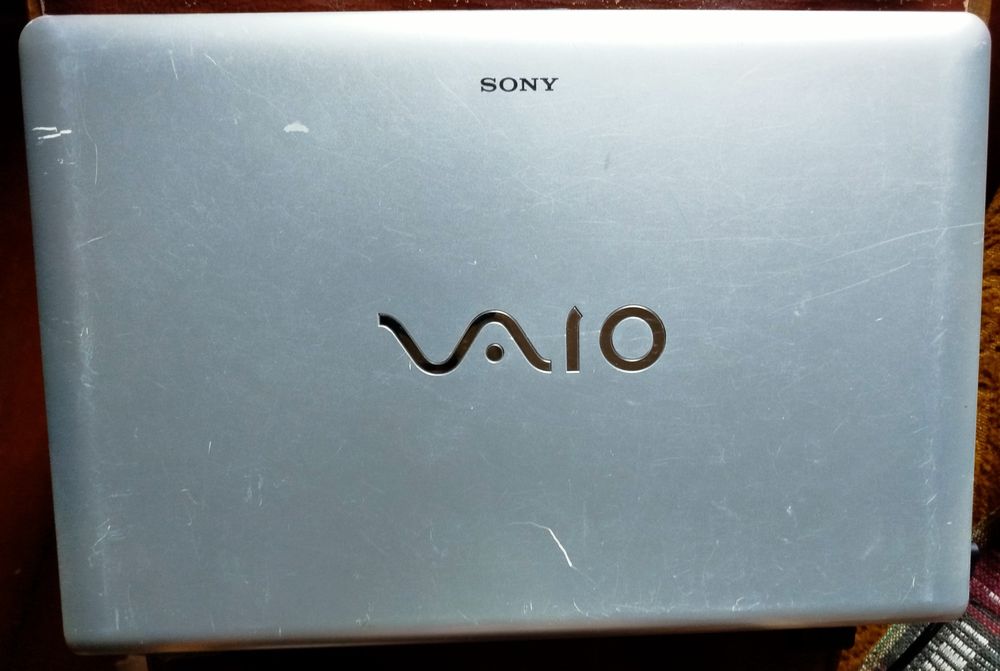 Ноутбук Sony Vaio 15.6"  VPCEB3L1E