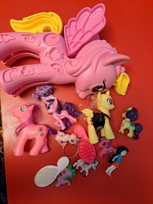 Игрушки пони разные