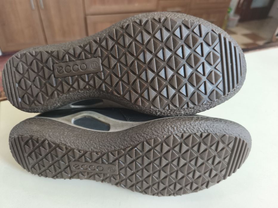 Ecco чоботи жіночі 36р (24см по устілці) стан ідеальний