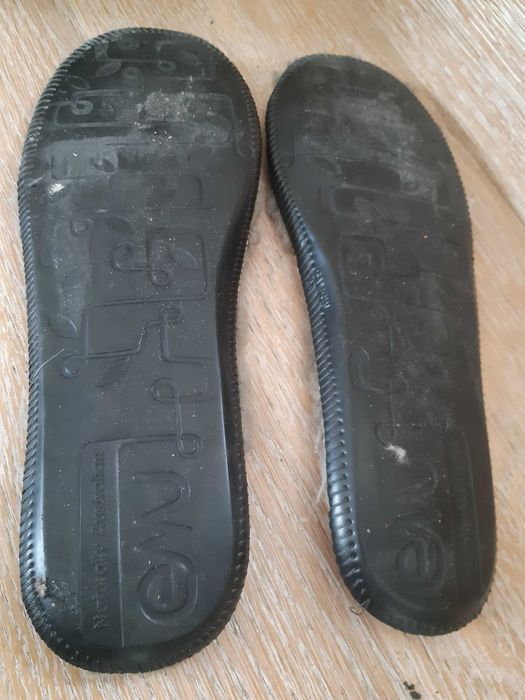 Buty EMU Australia Angels Lo Charcoal W10086 r. 40/41 ciemo szare