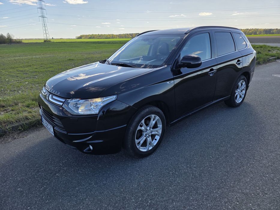Mitsubishi Outlander 2013 4x4 7-osobowy bogata wersja wyposażenia