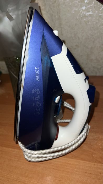 Утюг        VITEK