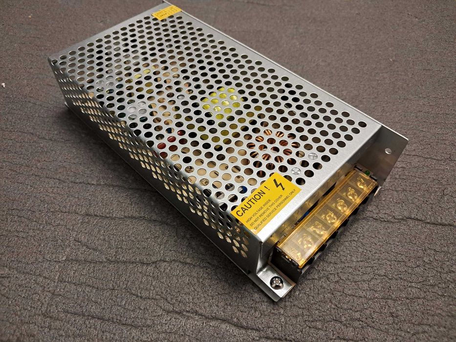 Блок питания (адаптер) постоянного тока 12В 15А (TL494)