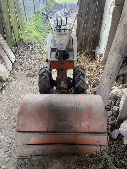 Traktorek jednoosiowy holder