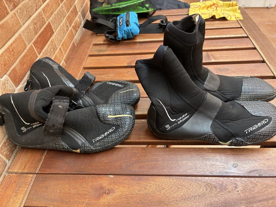 Botas de surf como novas