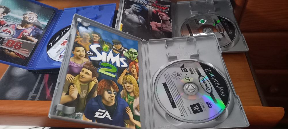 Consola PS2 completa (modelo 90004) com oferta 3 jogos