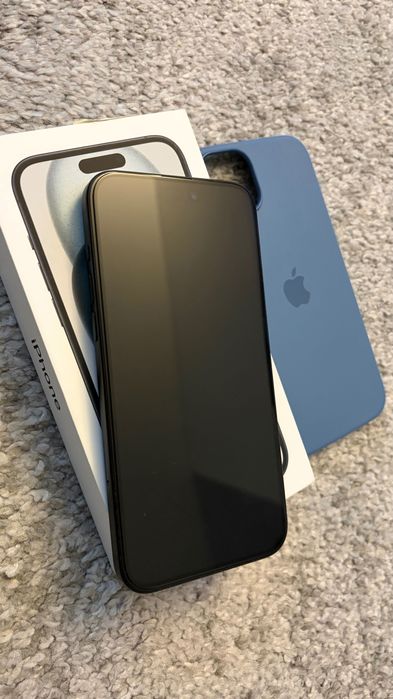 iPhone 15 plus como  novo