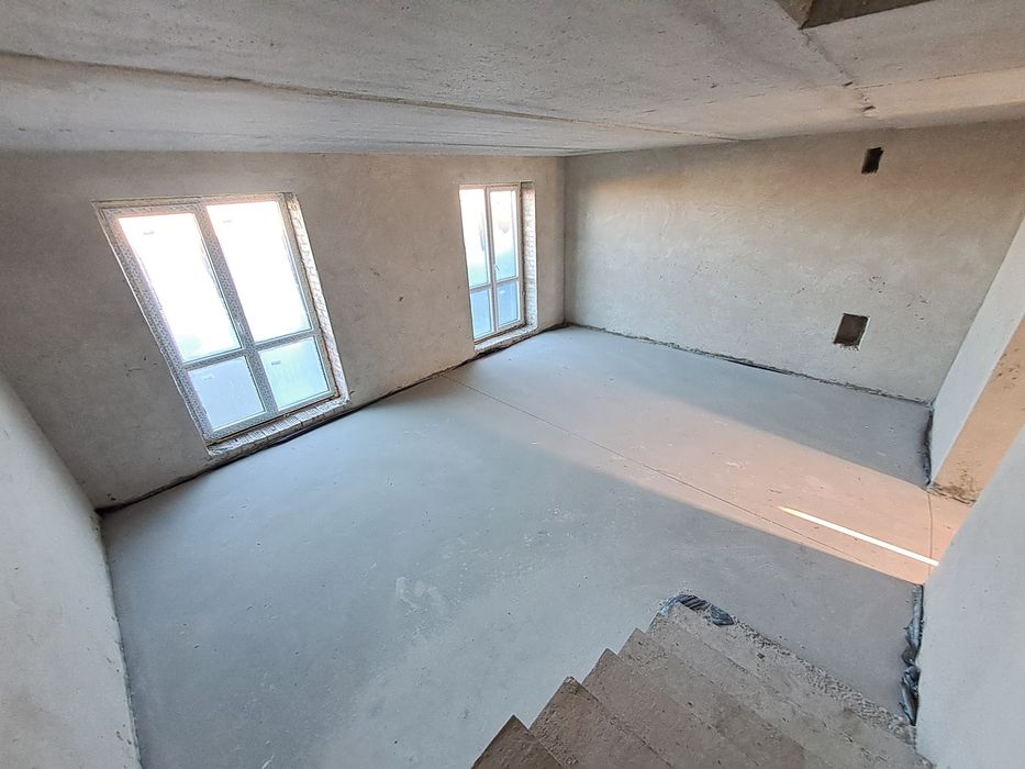 Продаж будинку у ЖК West house.