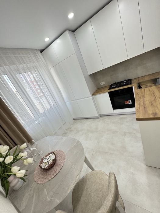 Мін. Оформл. 2 кім 53 кв.м в ЖК Сонячний, Софія, Боголюбрва