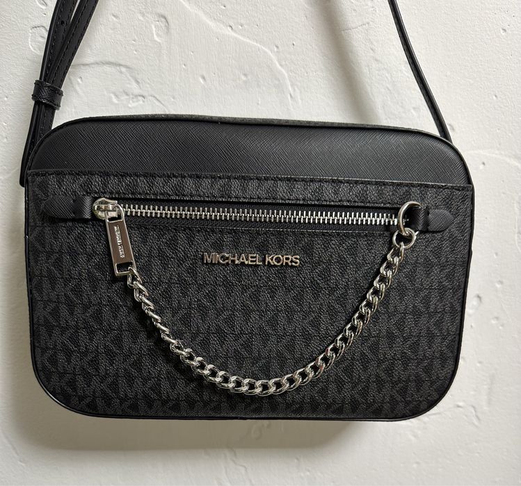 Продам 100% оригинальную женскую сумку Michael Kors Jet Set