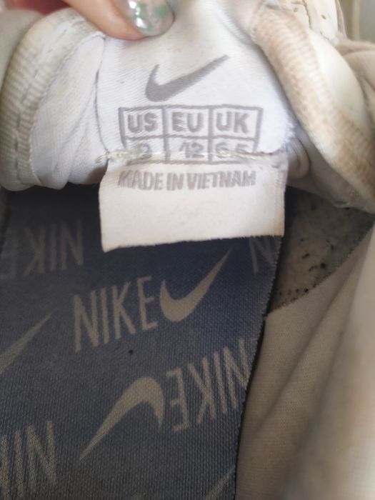 Buty sportowe niby Nike airforce 42