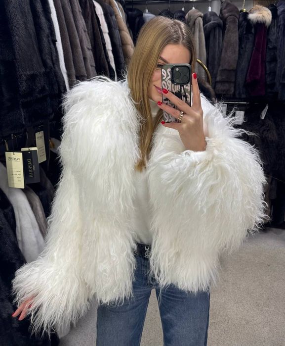 Шуба натуральная лама 3 цвета