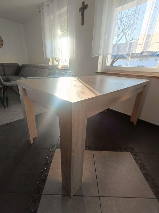 Stół drewniany- stan dobry