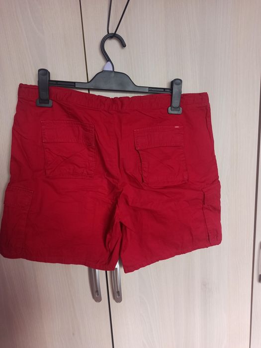 Krótkie spodenki, Esprit, szorty