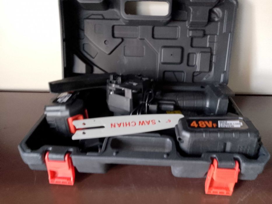 Pilarka Akumulatorowa Piła Łańcuchowa 2 akumulatory mocna nowa gwaranc