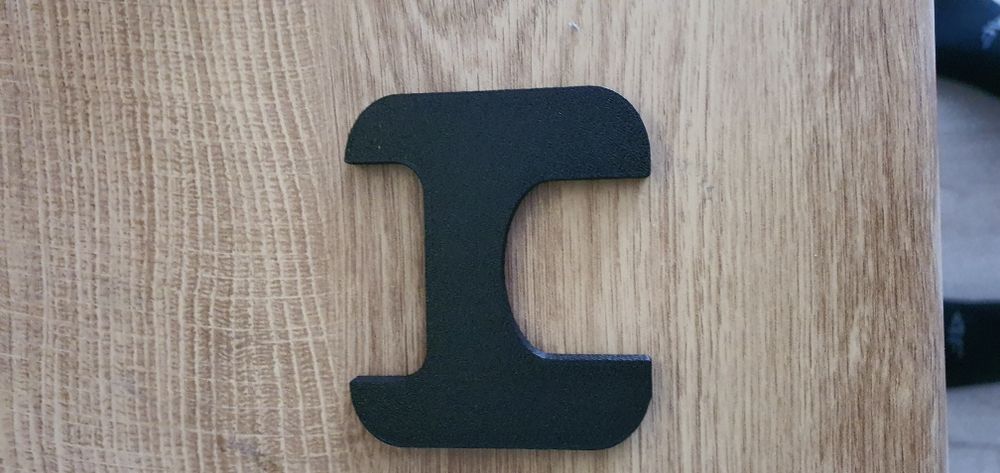 Adapter do ładowania słuchawek samsung i jabra w tesli