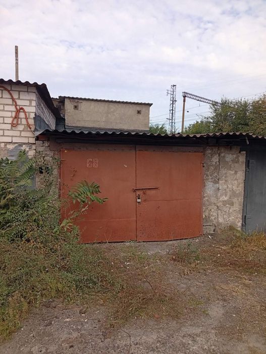 Сдам гараж, центр