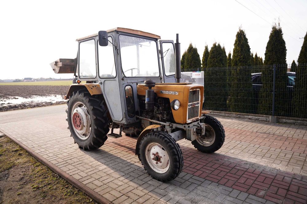Ciągnik Ursus C330
