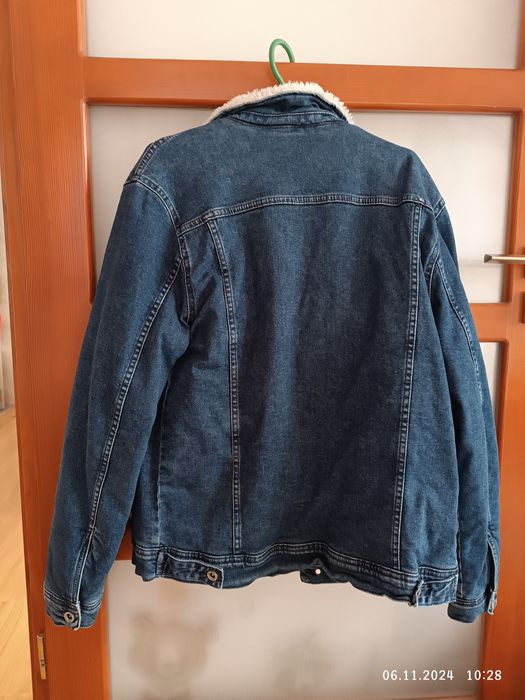 Тепла джинсова куртка для хлопця