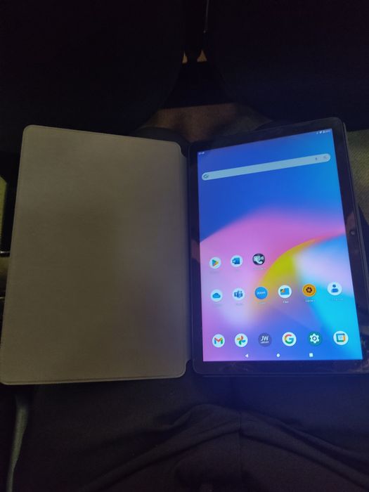 Tablet TCL c/ teclado Novo