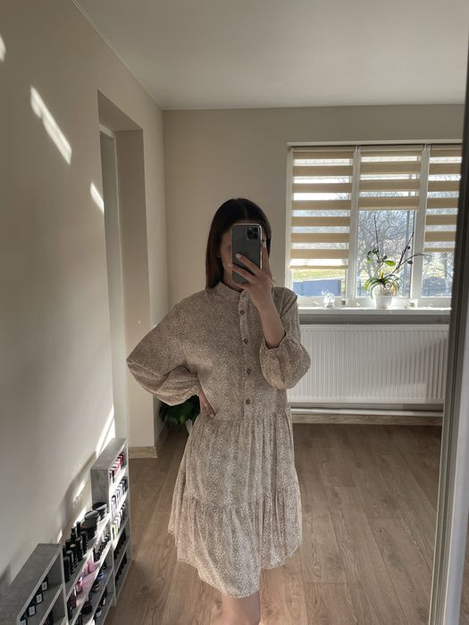 Сукня в квітковий принт