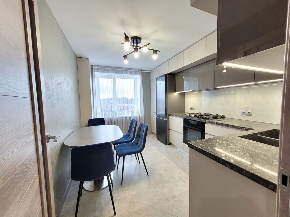 3к.Новобуд! Арцеулова! 5/10ц, 77м2, Авт.оп!, 130000уо!