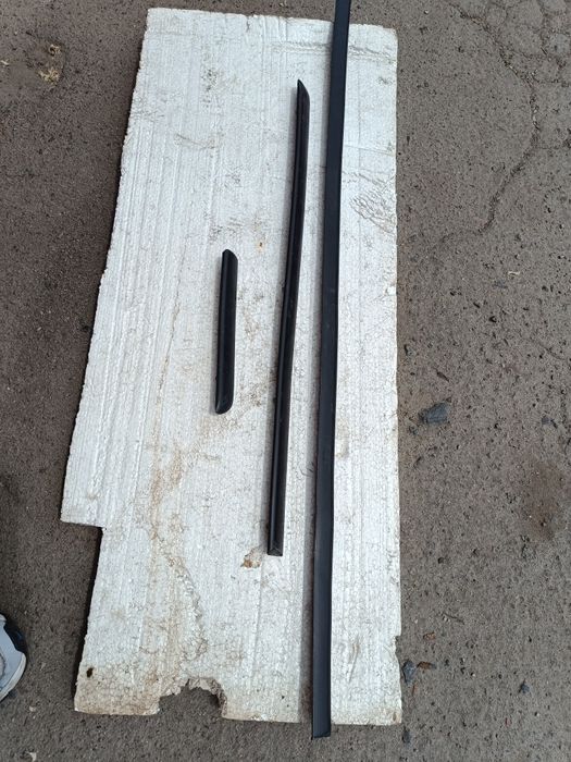 Пластик дверей, накладки, БМВ е46 універсал, молдинги, уплотнитель