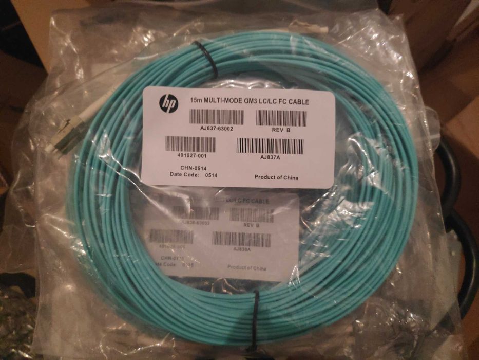 Cordão Óptico HP 15m Multi-mode OM3 LC/LC FC Cable - AJ837A64283899203075120