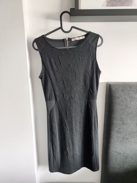 7 vestidos e 2 saias