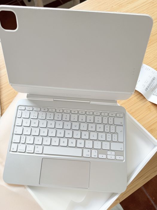 Capa ORIGINAL Apple com teclado