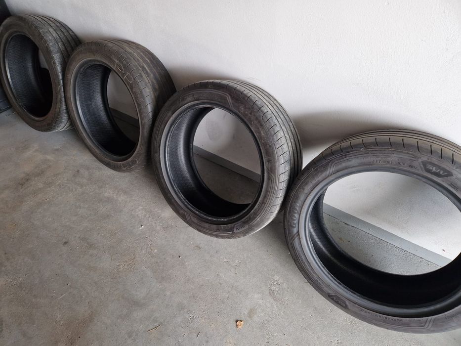 Opony letnie Good Year 255/45R20 105W