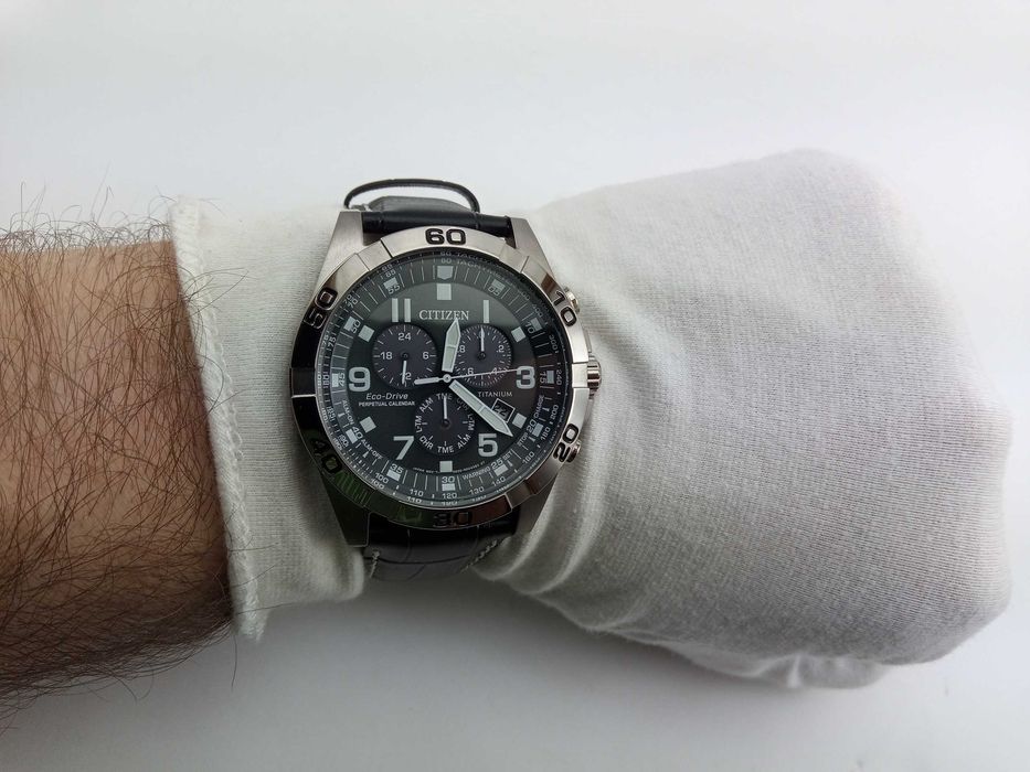 Мужские титановые часы Citizen BL5551-14H вечник, будильник, хронограф