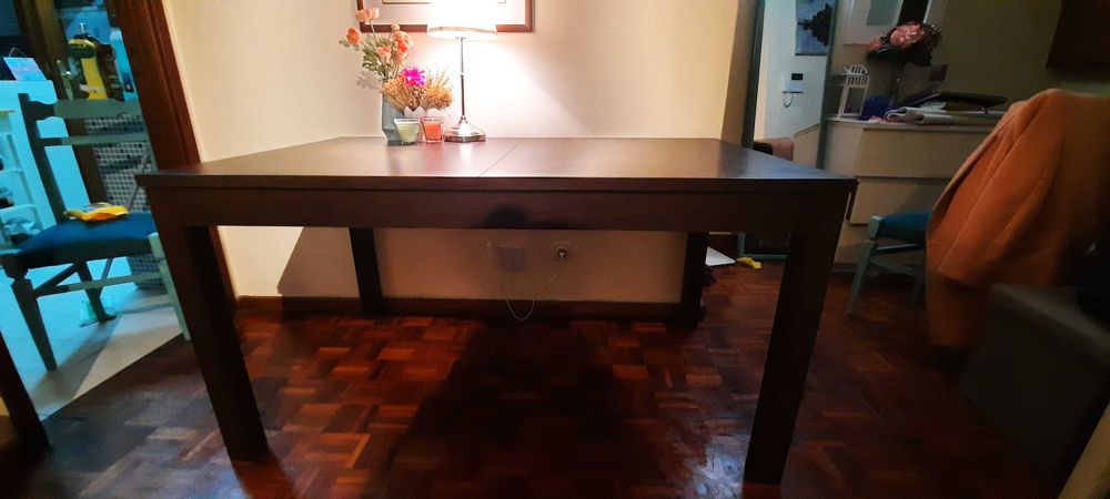 Mesa Ikea extensível bjursta