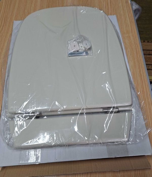 Tampa de Sanita C-T/ Veneza - C.Marítimo - Almond.