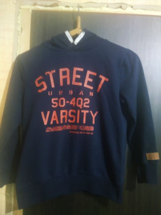 YIGGA. Брендовая стильная толстовка худи для мальчика 9-10лет.