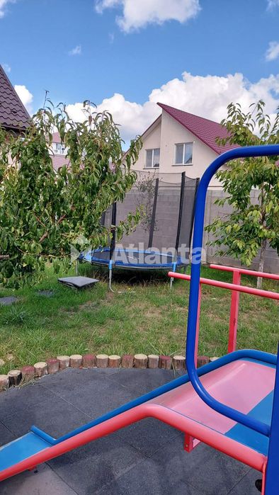 В продаже дом с ремонтом в тихом районе города