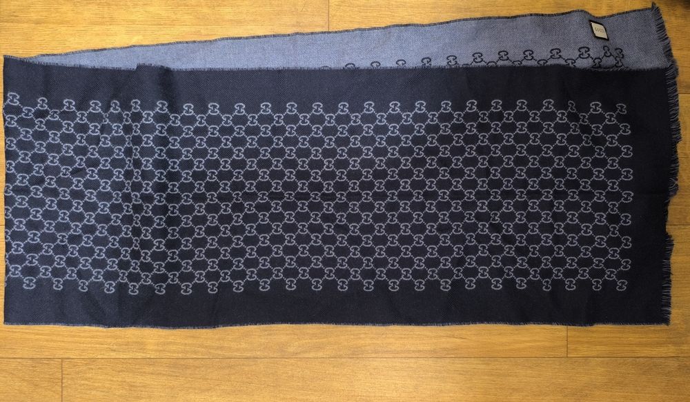 Cachecol Gucci Padrão