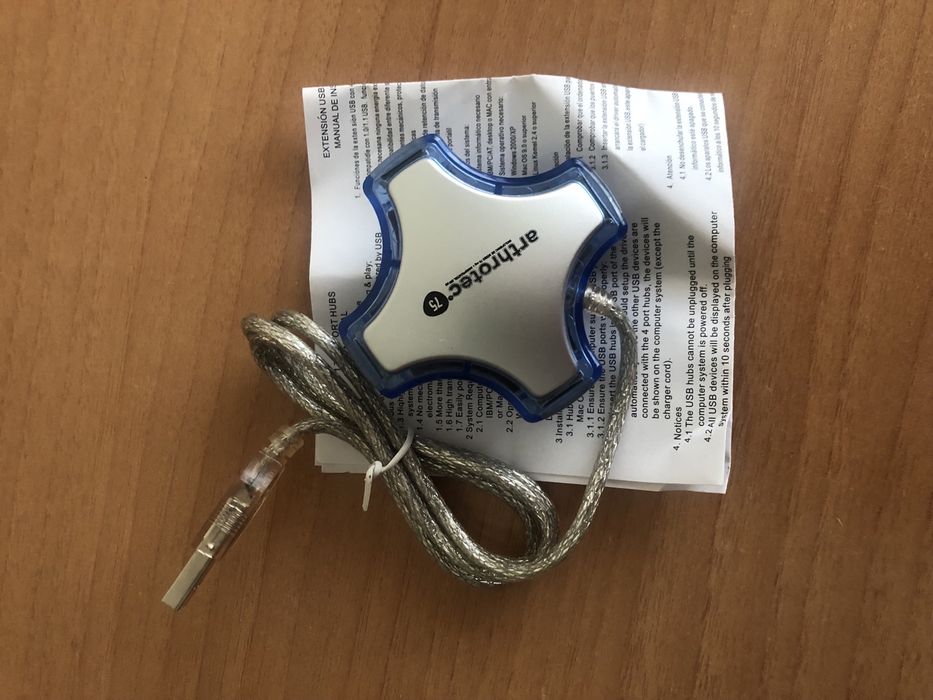 Adaptador USB.