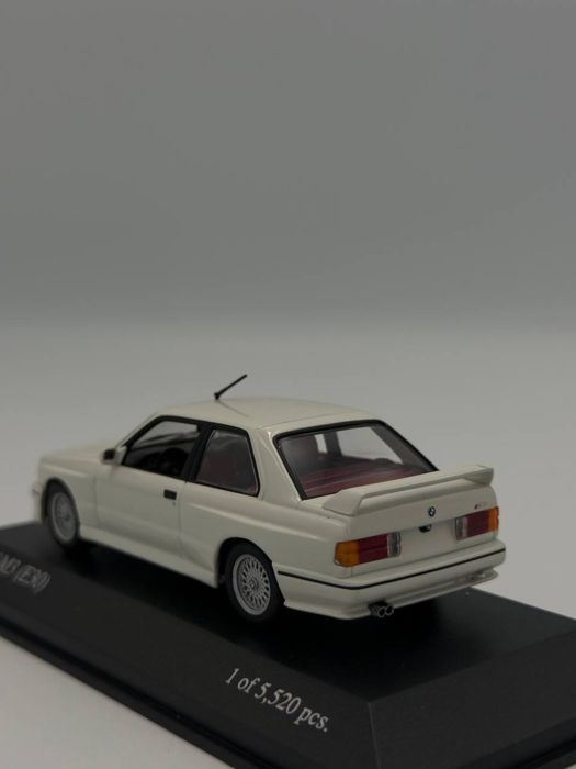 Модель 1:43 BMW M3 E30 Minichamps