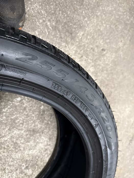255/45 R20 Pirelli Scorpion Winter