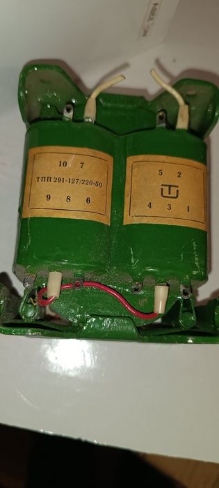 Трансформатор для зарядного с корпусом.