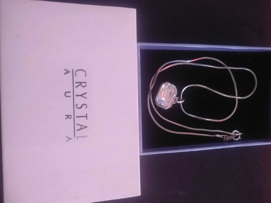 Колье Crystal Aura от Avon