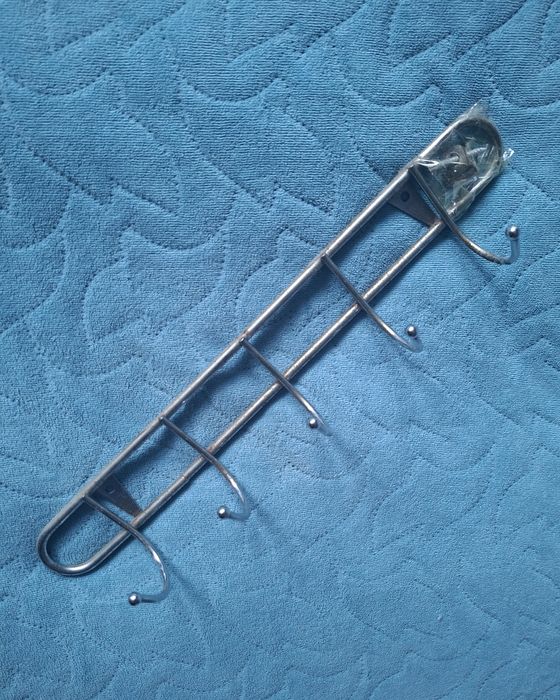 Wieszak łazienkowy na ręczniki 31cm